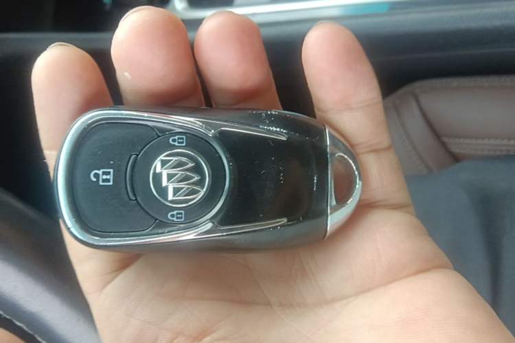 Used Buick GL6 2018 18T 6-Seater Prestige Model Vehicle Key
