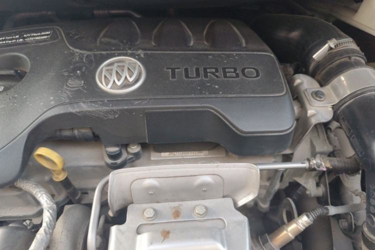 Used Buick GL6 2018 18T 6-Seater Luxury Model Engine Bay
