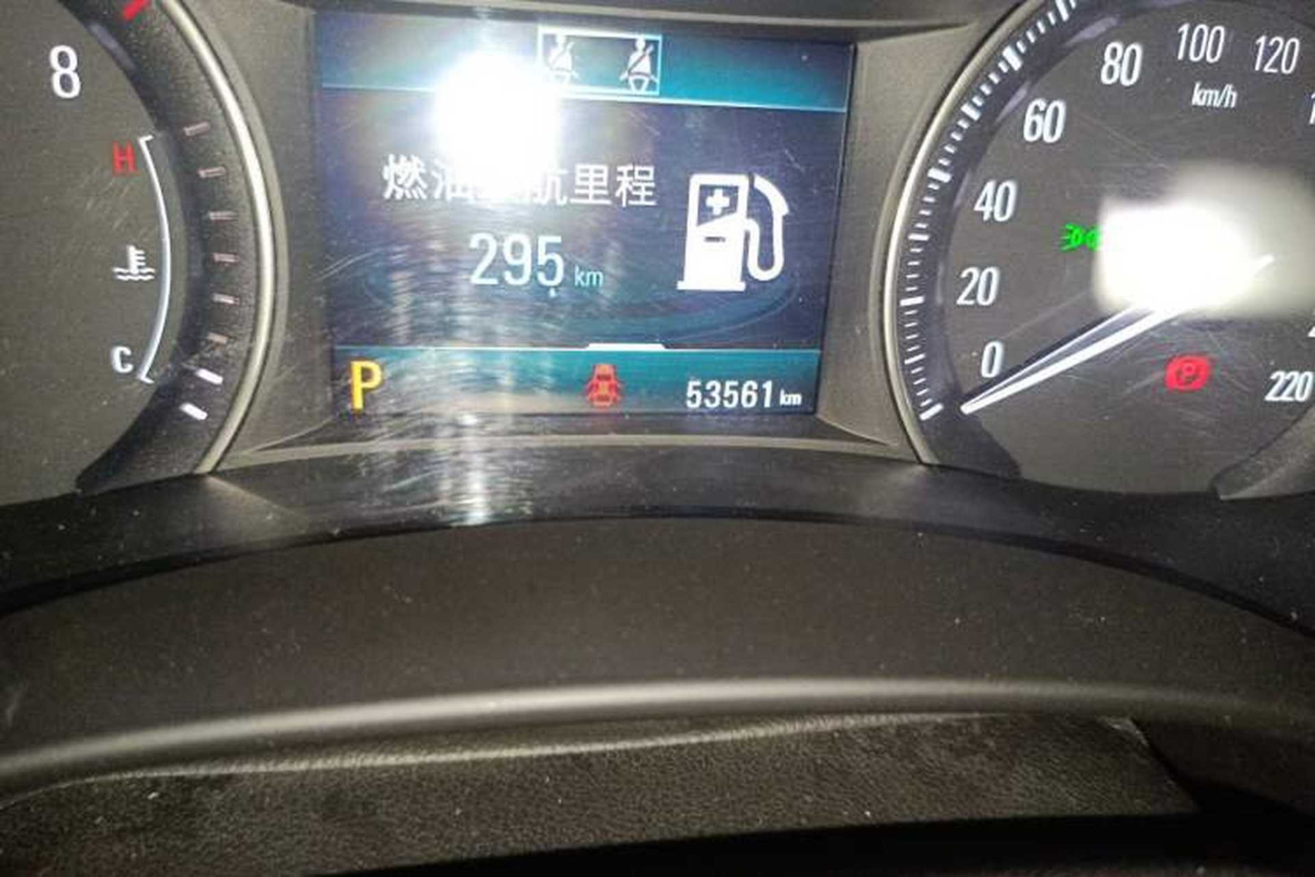 Used Buick GL6 2018 18T 6-Seater Elite Model Odometer Close Up