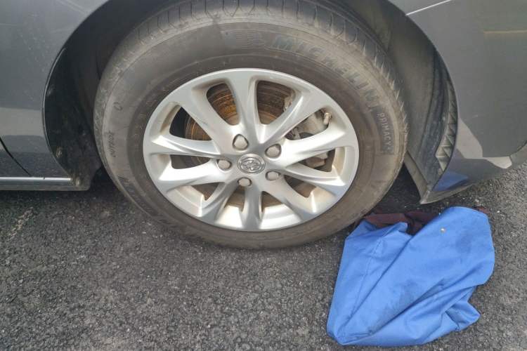 Used Buick GL6 2018 18T 6-Seater Luxury Model Right Front Wheel Hub