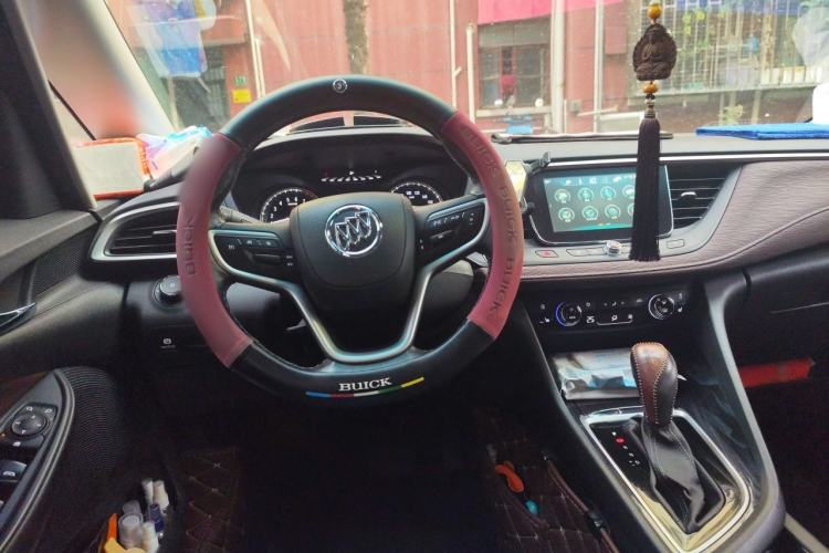 Used Buick GL6 2018 18T 6-Seater Luxury Model Steering Wheel