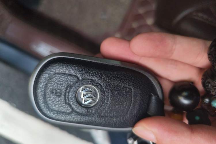 Used Buick GL6 2018 18T 6-Seater Luxury Model Vehicle Key