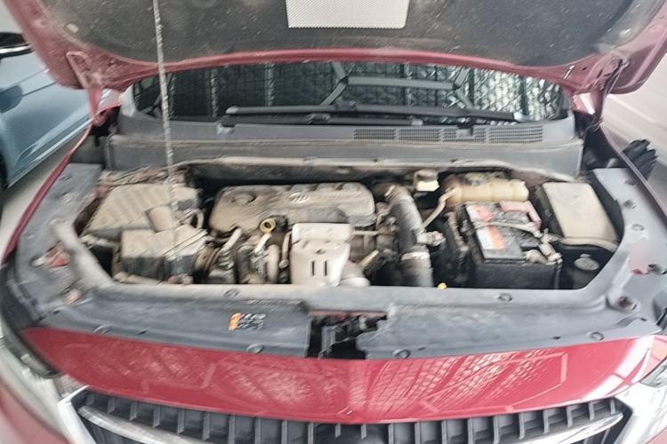 Used Buick GL6 2018 18T 6-Seater Prestige Model Engine Bay
