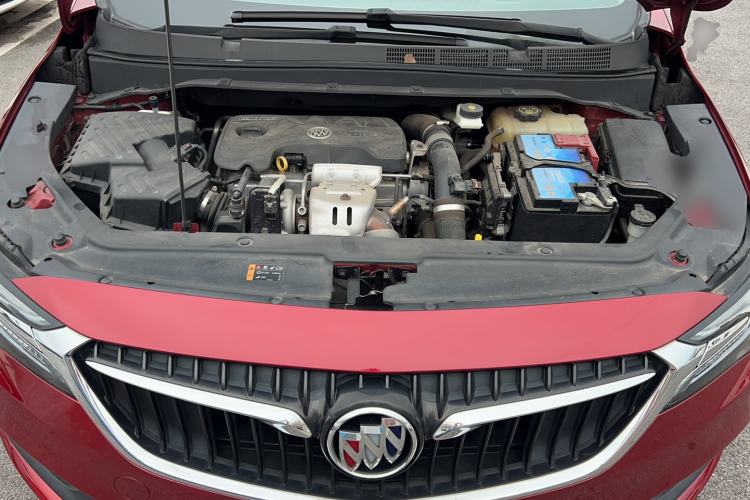 Used Buick GL6 2018 18T 6-Seater Luxury Model Engine Bay