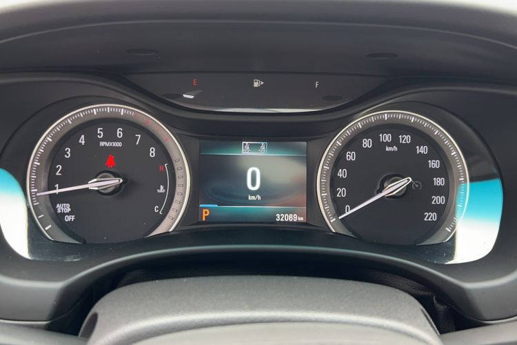 Used Buick GL6 2018 18T 6-Seater Luxury Model Instrument Cluster