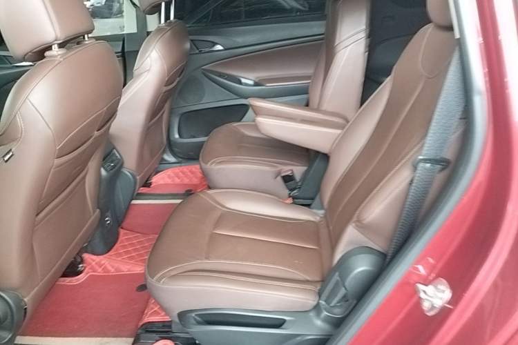 Used Buick GL6 2018 18T 6-Seater Prestige Model Left Rear Seat
