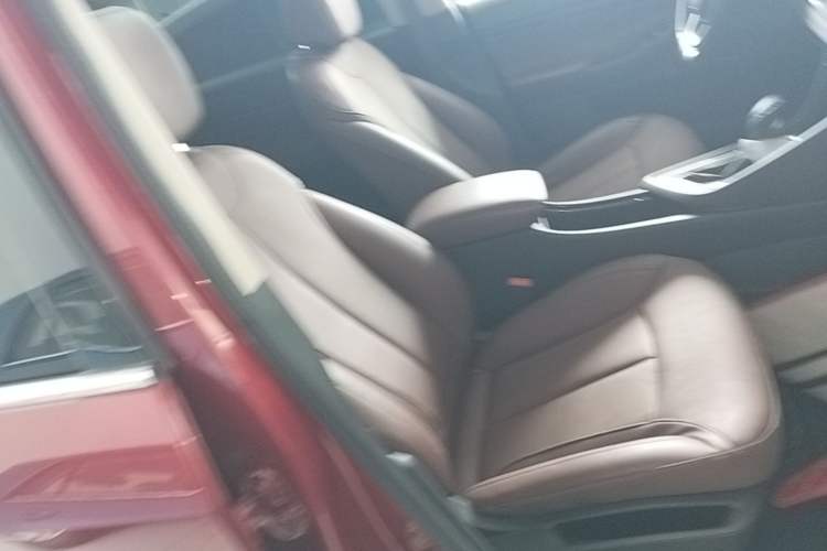 Used Buick GL6 2018 18T 6-Seater Prestige Model Right Front Seat