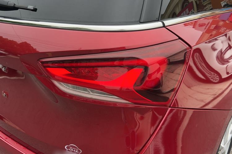 Used Buick GL6 2018 18T 6-Seater Luxury Model Right Rear Taillight