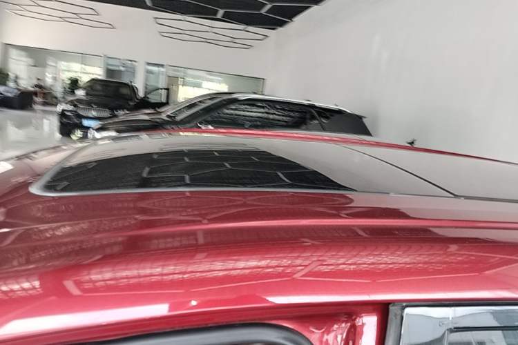 Used Buick GL6 2018 18T 6-Seater Prestige Model Roof
