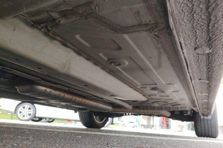 Used Buick GL6 2018 18T 6-Seater Prestige Model Chassis Front Left