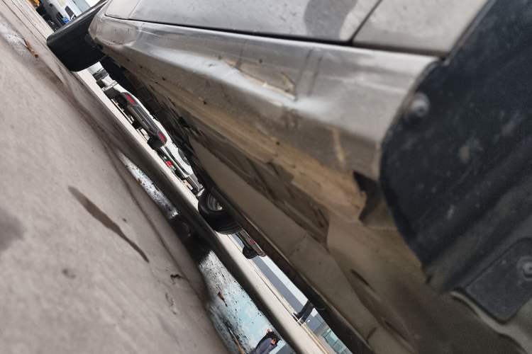 Used Buick GL6 2018 18T 6-Seater Luxury Model Chassis Front Right