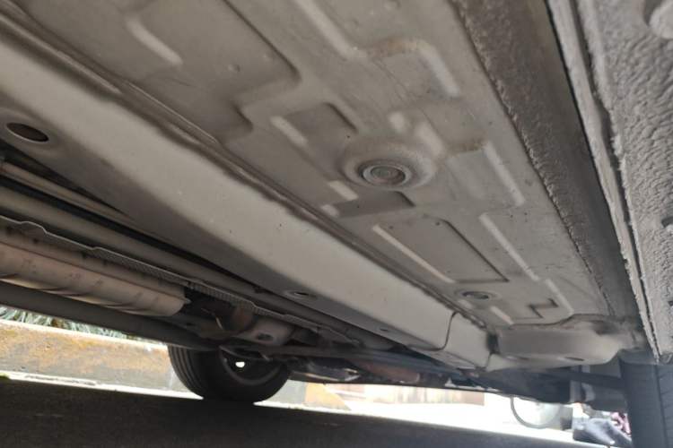 Used Buick GL6 2018 18T 6-Seater Prestige Model Chassis Front Right