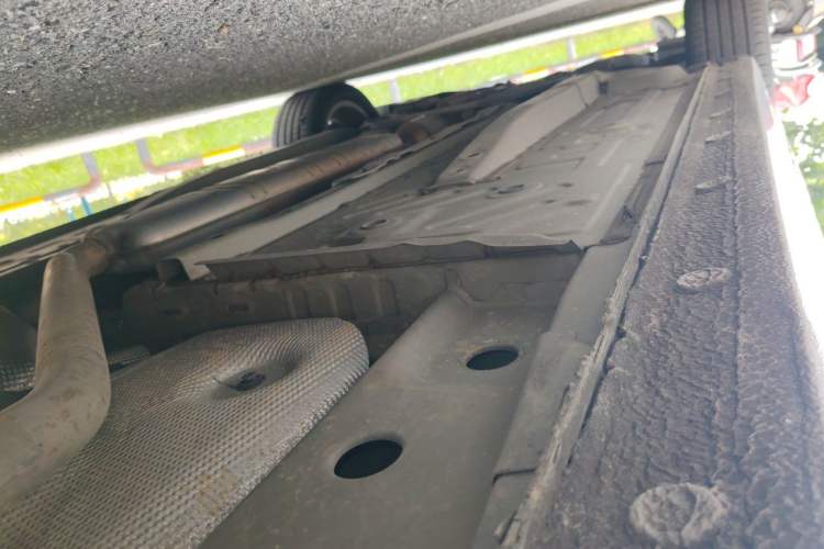 Used Buick GL6 2018 18T 6-Seater Prestige Model Chassis Rear Left