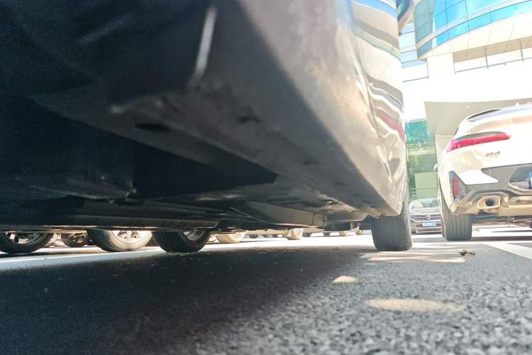 Used Buick GL6 2018 18T 6-Seater Elite Model Chassis Rear Right