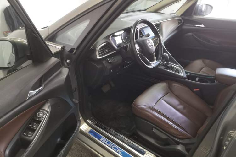 Used Buick GL6 2018 18T 6-Seater Luxury Model Driver Seat
