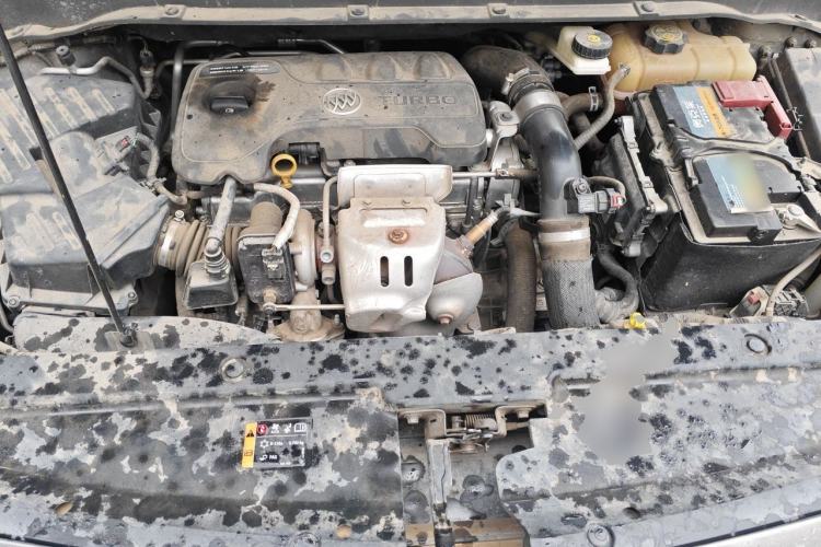 Used Buick GL6 2018 18T 6-Seater Luxury Model Engine Bay