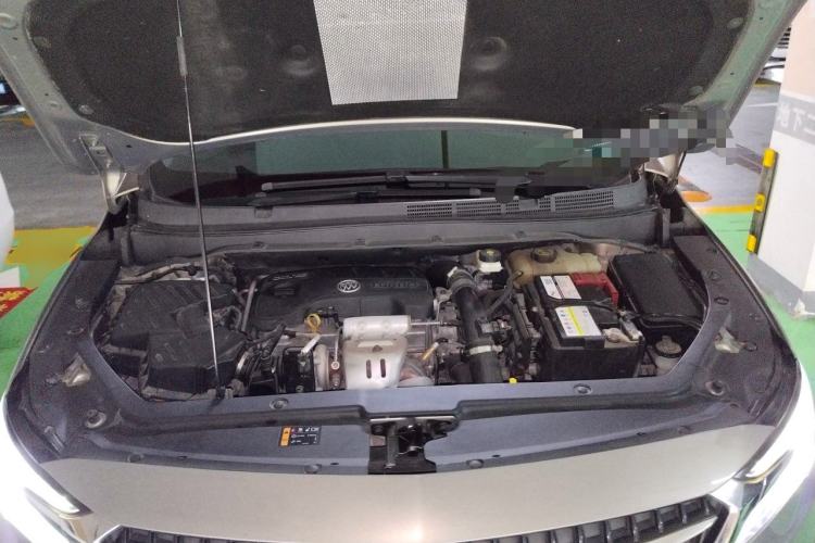 Used Buick GL6 2018 18T 6-Seater Prestige Model Engine Bay