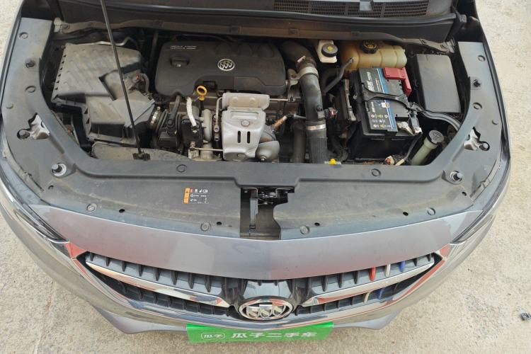 Used Buick GL6 2018 18T 5-Seater Elite Version Engine Bay