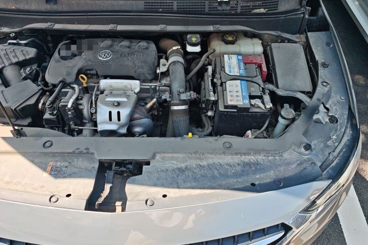 Used Buick GL6 2018 18T 6-Seater Elite Model Engine Bay Left