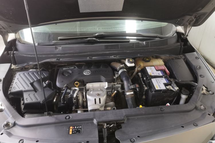 Used Buick GL6 2018 18T 6-Seater Luxury Model Engine Bay