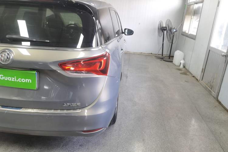Used Buick GL6 2018 18T 6-Seater Luxury Model Exterior 3