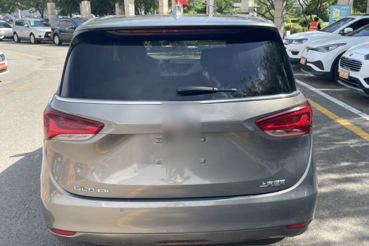 Used Buick GL6 2018 18T 6-Seater Luxury Model Exterior 5