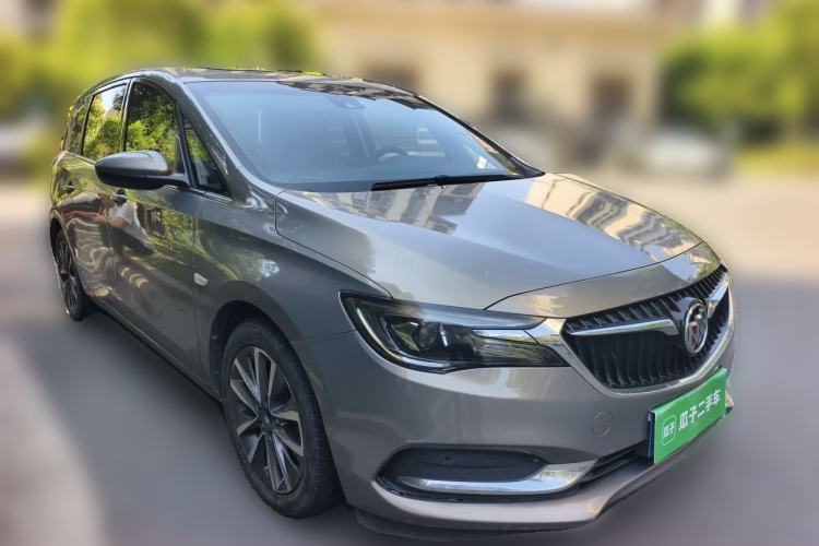 Used Buick GL6 2018 18T 6-Seater Prestige Model Front Right 45 Deg