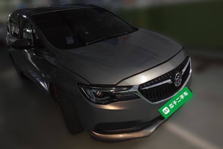 Used Buick GL6 2018 18T 6-Seater Elite Model Front Right 45 Deg