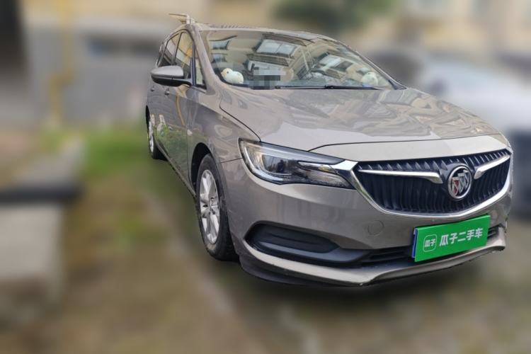 Used Buick GL6 2018 18T 6-Seater Luxury Model Front Right 45 Deg