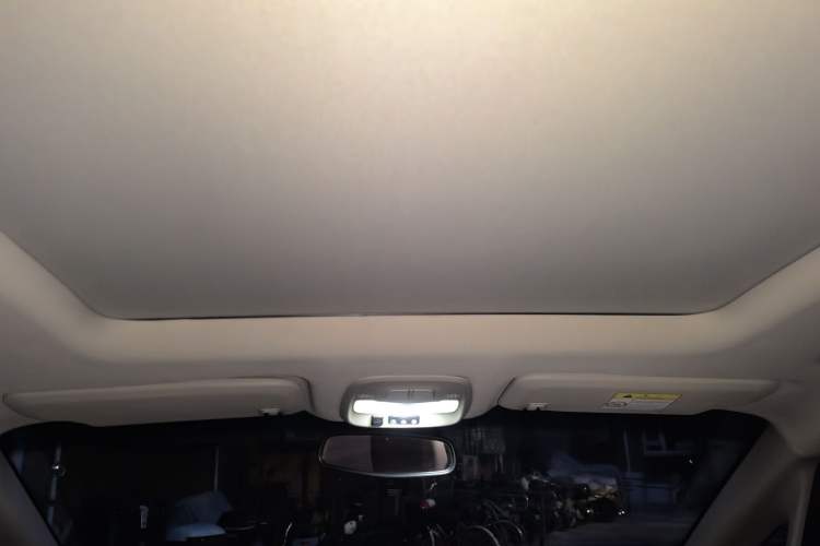 Used Buick GL6 2018 18T 6-Seater Prestige Model Headliner