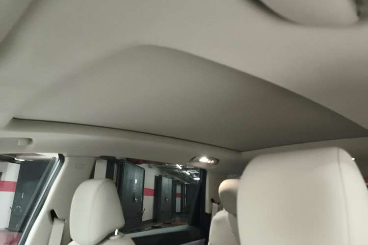 Used Buick GL6 2018 18T 6-Seater Elite Model Headliner