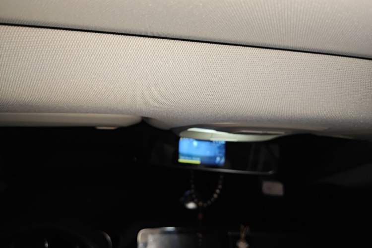 Used Buick GL6 2018 18T 6-Seater Elite Model Headliner