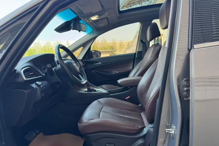 Used Buick GL6 2018 18T 6-Seater Luxury Model Interior 2
