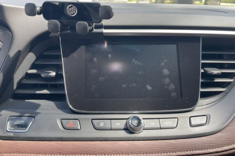 Used Buick GL6 2018 18T 6-Seater Luxury Model Interior 3