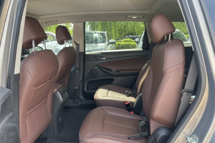 Used Buick GL6 2018 18T 6-Seater Luxury Model Interior 6