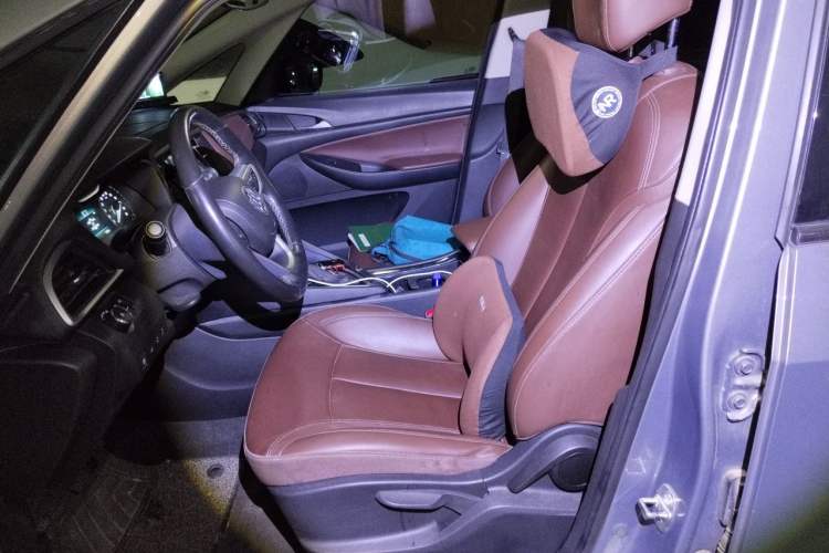 Used Buick GL6 2018 18T 6-Seater Prestige Model Left Front Seat