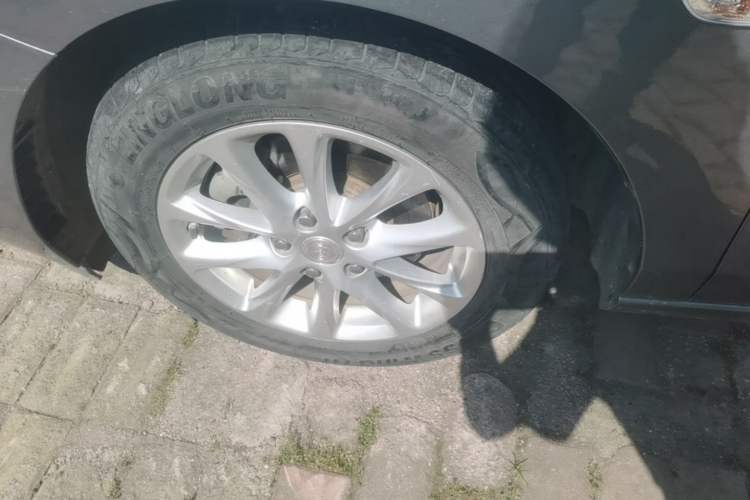 Used Buick GL6 2018 18T 6-Seater Luxury Model Left Front Wheel Hub
