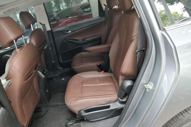Used Buick GL6 2018 18T 6-Seater Prestige Model Left Rear Seat