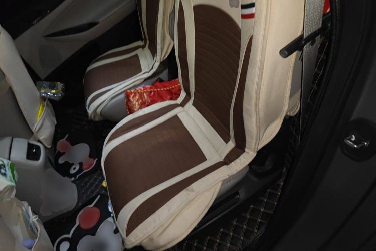 Used Buick GL6 2018 18T 6-Seater Elite Model Left Rear Seat