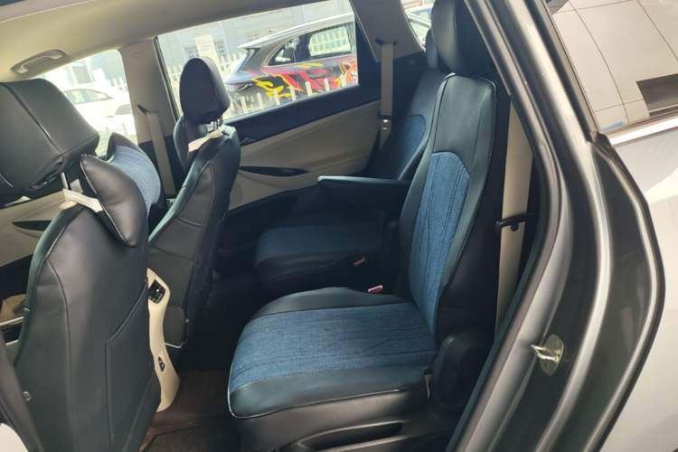 Used Buick GL6  Left Rear Seat