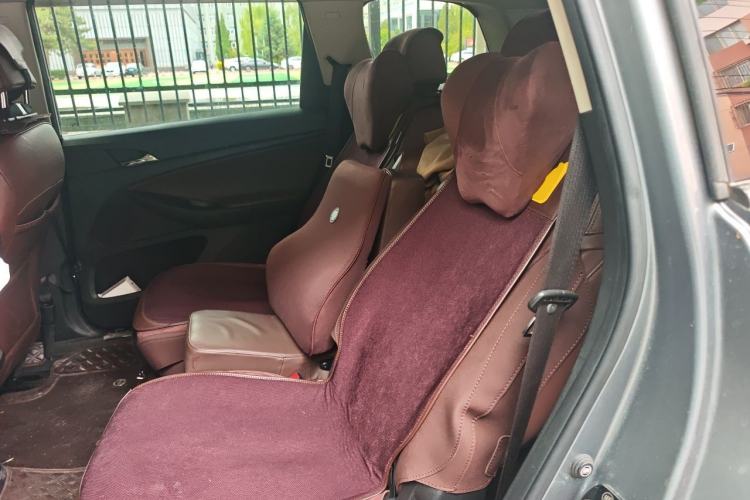 Used Buick GL6 2018 18T 6-Seater Luxury Model Left Rear Seat