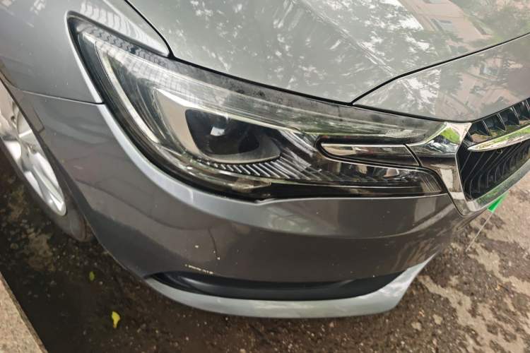 Used Buick GL6 2018 18T 6-Seater Luxury Model Right Front Headlight