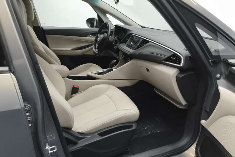 Used Buick GL6 2018 18T 6-Seater Elite Model Right Front Seat