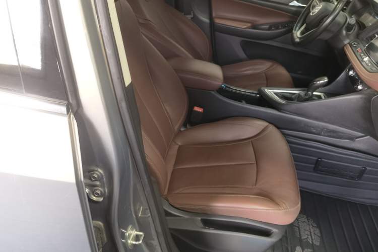 Used Buick GL6 2018 18T 6-Seater Luxury Model Right Front Seat