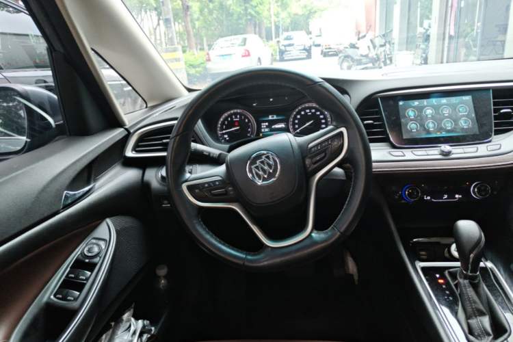 Used Buick GL6 2018 18T 6-Seater Prestige Model Steering Wheel