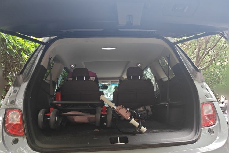 Used Buick GL6 2018 18T 6-Seater Prestige Model Trunk