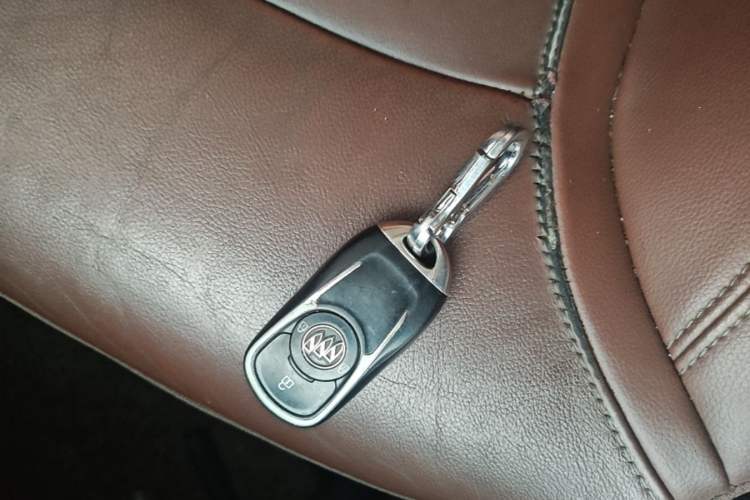 Used Buick GL6 2018 18T 6-Seater Prestige Model Vehicle Key