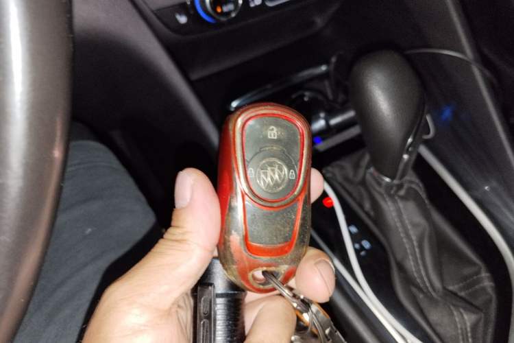 Used Buick GL6 2018 18T 6-Seater Prestige Model Vehicle Key
