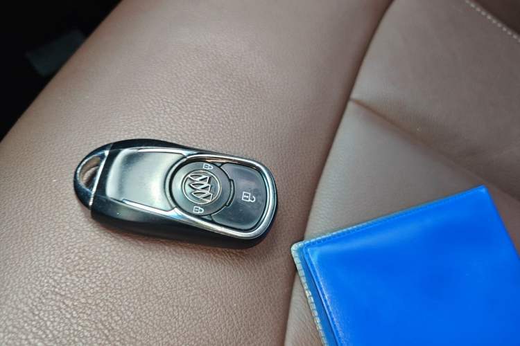 Used Buick GL6 2018 18T 6-Seater Prestige Model Vehicle Key