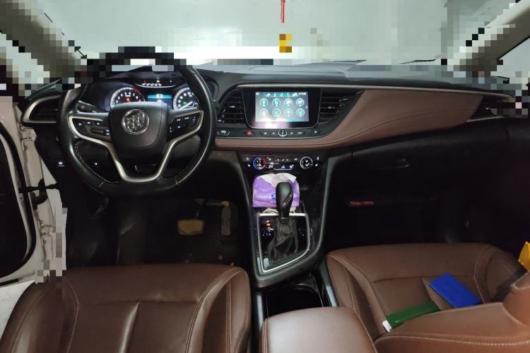 Used Buick GL6 2018 18T 6-Seater Luxury Model Center Console